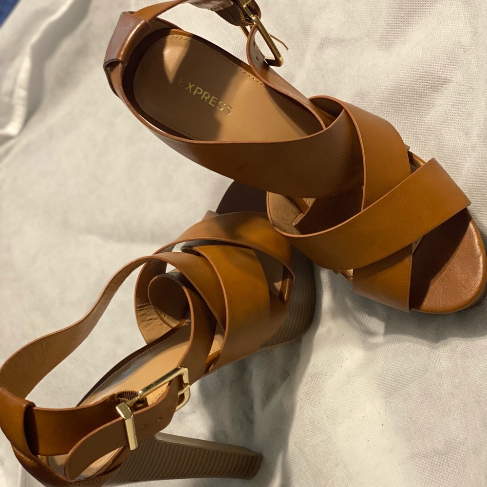 Express Heels
